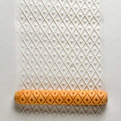 MKM Diamonds Leaves Wooden Hand Roller HR-16