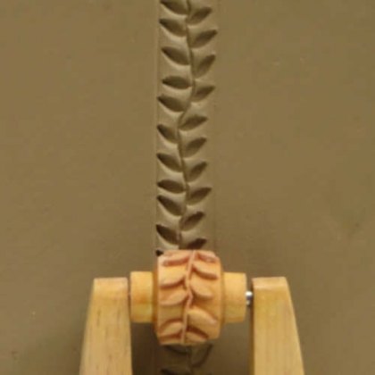 MKM Roller Mini 1cm Leaves MRL-19