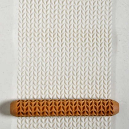 MKM Knit Stitch Wooden Hand Roller HR-63