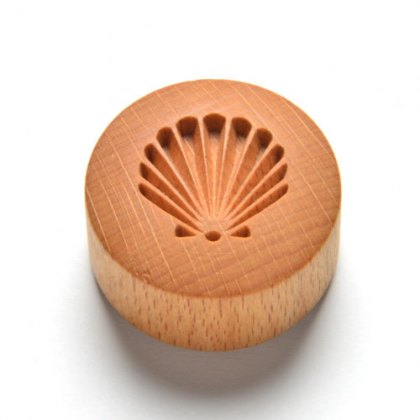 Curve Top Round Scallop Shell MKM Stamp