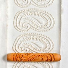 MKM Elvis Paisley Wooden Hand Roller HR-39 DISCONTINUED