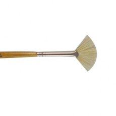 White Fan Brush 20mm